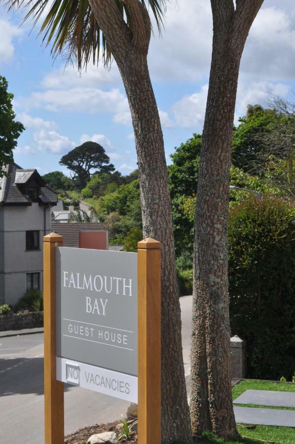 Готель Falmouth Bay Екстер'єр фото